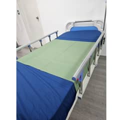HOMECARE - SOLERA CLÍNICA CHICA PARA CAMA